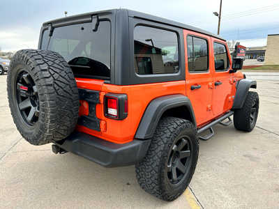 2018 Jeep Wrangler Unlimited, $24900. Photo 7