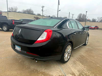 2014 Lincoln MKS, $10900. Photo 4