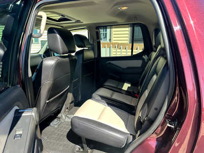 2007 Ford Explorer, $9900. Photo 8