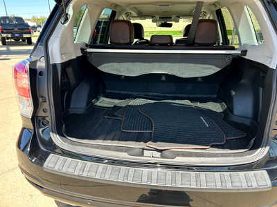 2018 Subaru Forester, $0. Photo 11