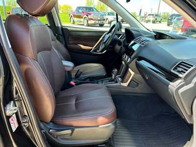 2018 Subaru Forester, $0. Photo 12