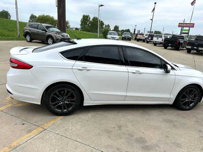 2018 Ford Fusion, $13900. Photo 8