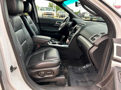 2015 Ford Explorer, $0. Photo 10