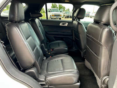 2015 Ford Explorer, $0. Photo 11