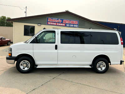 2016 Chevrolet Van,Passenger, $15900. Photo 4