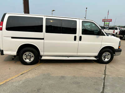 2016 Chevrolet Van,Passenger, $15900. Photo 6