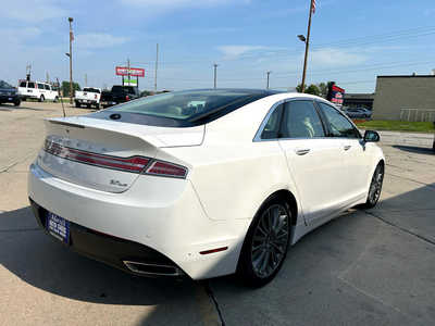 2013 Lincoln MKZ, $9900. Photo 5