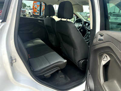 2016 Ford Escape, $7900. Photo 10