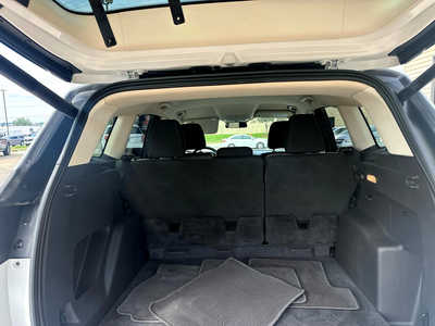 2016 Ford Escape, $7900. Photo 9