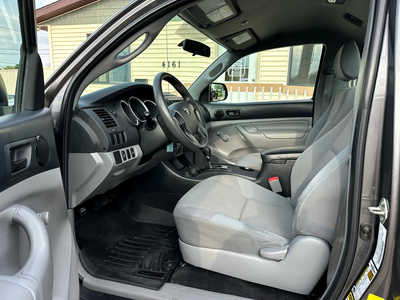 2014 Toyota Tacoma, $0. Photo 7