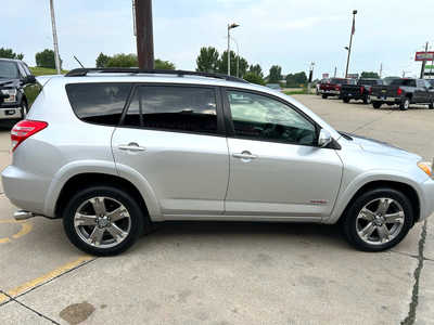 2011 Toyota RAV4, $12900. Photo 8