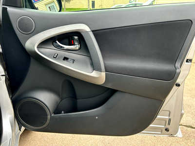 2011 Toyota RAV4, $12900. Photo 9