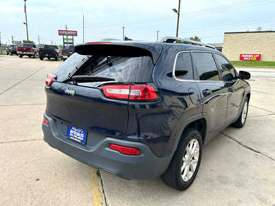 2014 Jeep Cherokee, $7900. Photo 7