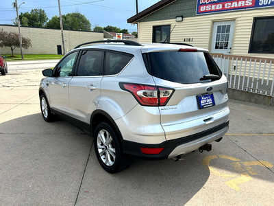 2017 Ford Escape, $6900. Photo 5