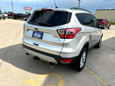2017 Ford Escape, $6900. Photo 7