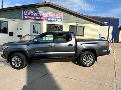 2016 Toyota Tacoma, $23900. Photo 2