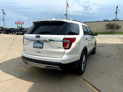 2016 Ford Explorer, $0. Photo 3