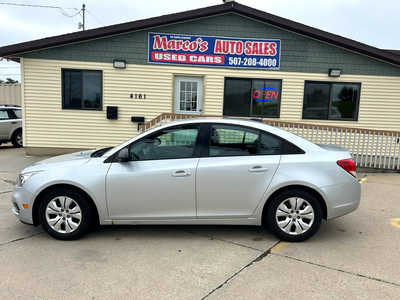 2015 Chevrolet Cruze, $0. Photo 4