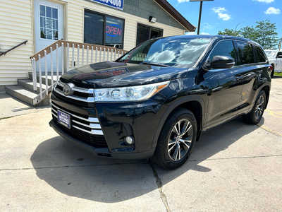 2018 Toyota Highlander, $0. Photo 1