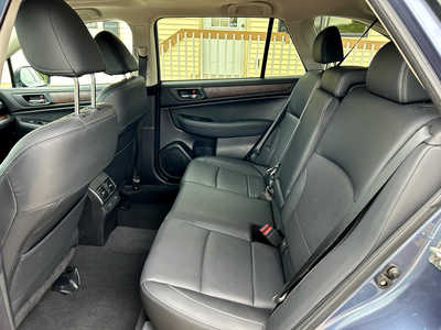 2016 Subaru Outback, $13900. Photo 10
