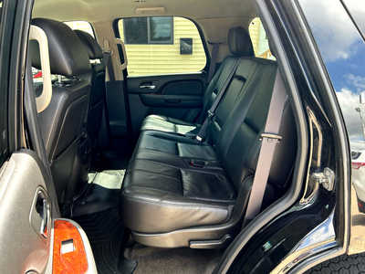 2012 Chevrolet Tahoe, $12900. Photo 11