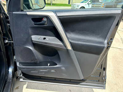 2013 Toyota RAV4, $0. Photo 9