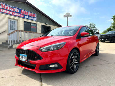 2015 Ford Focus, $0. Photo 1