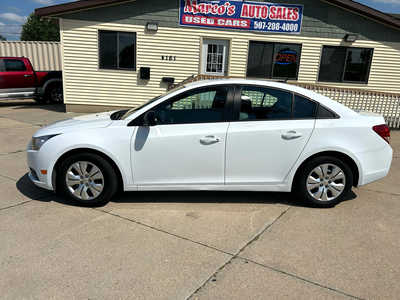 2014 Chevrolet Cruze, $9900. Photo 4