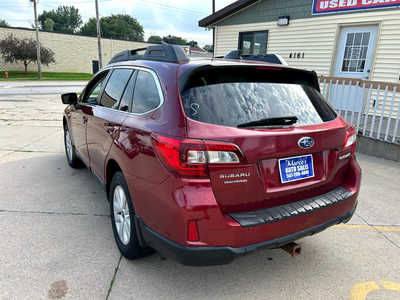 2016 Subaru Outback, $0. Photo 6