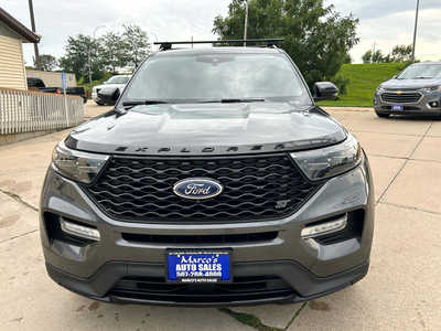 2020 Ford Explorer, $0. Photo 2