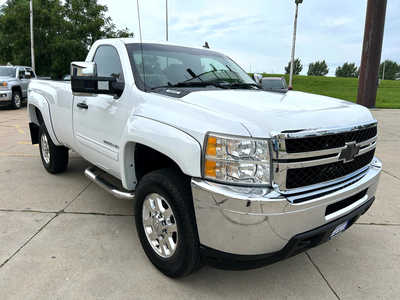 2011 Chevrolet 2500 Reg Cab, $12900. Photo 3