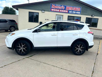 2017 Toyota RAV4, $0. Photo 2