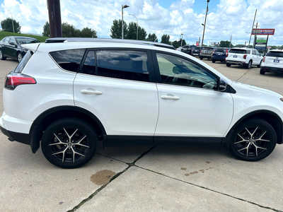 2017 Toyota RAV4, $0. Photo 6