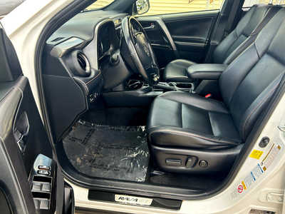 2017 Toyota RAV4, $0. Photo 9