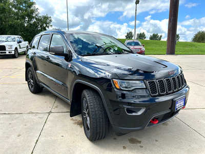 2017 Jeep Grand Cherokee, $0. Photo 3