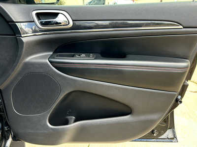 2017 Jeep Grand Cherokee, $0. Photo 9