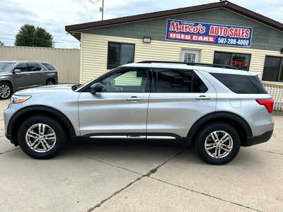 2020 Ford Explorer, $25900. Photo 4