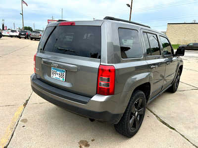 2011 Jeep Patriot, $0. Photo 4