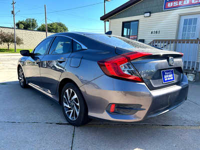 2017 Honda Civic, $0. Photo 3