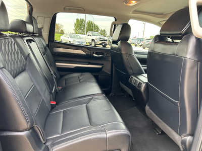 2014 Toyota Tundra Crew Cab, $25900. Photo 12