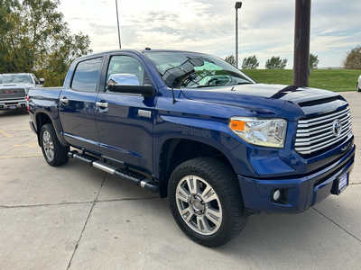2014 Toyota Tundra Crew Cab, $25900. Photo 3