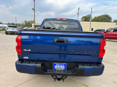 2014 Toyota Tundra Crew Cab, $25900. Photo 6