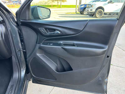 2019 Chevrolet Equinox, $13900. Photo 9