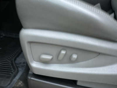 2015 Chevrolet 1500 Crew Cab, $13900. Photo 12