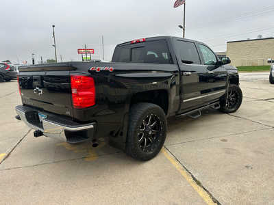 2015 Chevrolet 1500 Crew Cab, $13900. Photo 4