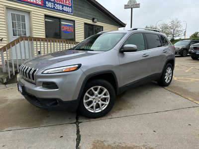 2018 Jeep Cherokee, $12900. Photo 1