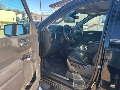 2019 Chevrolet 1500 Crew Cab, $24390. Photo 9