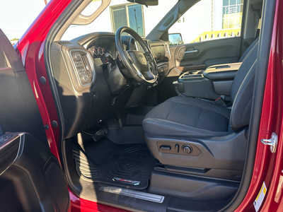 2020 Chevrolet 1500 Crew Cab, $24900. Photo 7