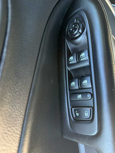 2017 Jeep Compass, $13900. Photo 12