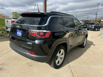 2017 Jeep Compass, $0. Photo 3